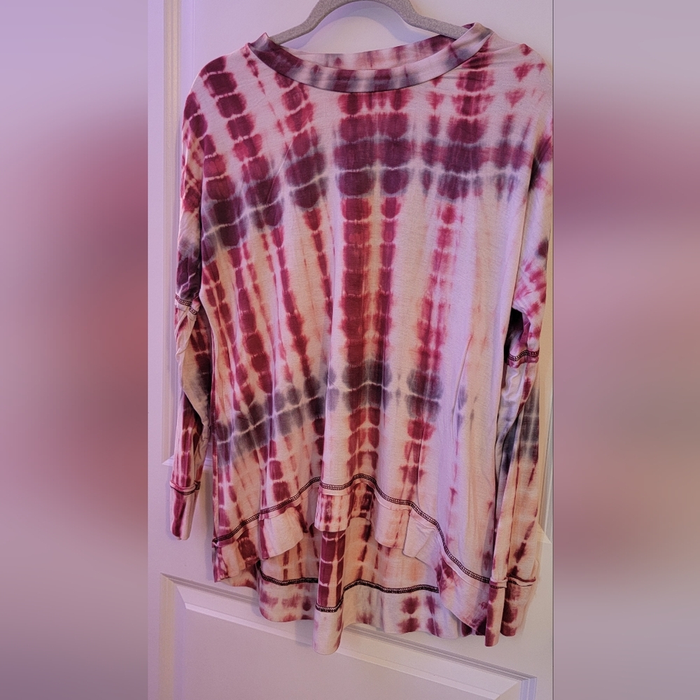 Tie-Dye Long Sleeve Drop Shoulder High/LowTunic Top - Red Multi Size M 8-10